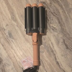 Luxe + Willow Triple Barrel Hair Waver